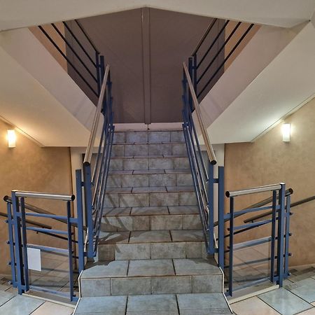 Comfortable Duplex En Residence Securisee Proche Metro Toulouse Exterior photo